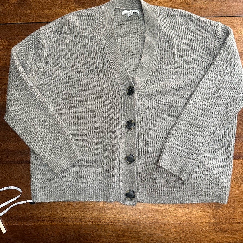 American Eagle Outfitters Olive Green Knit Button-Up Cardigan – Size Small